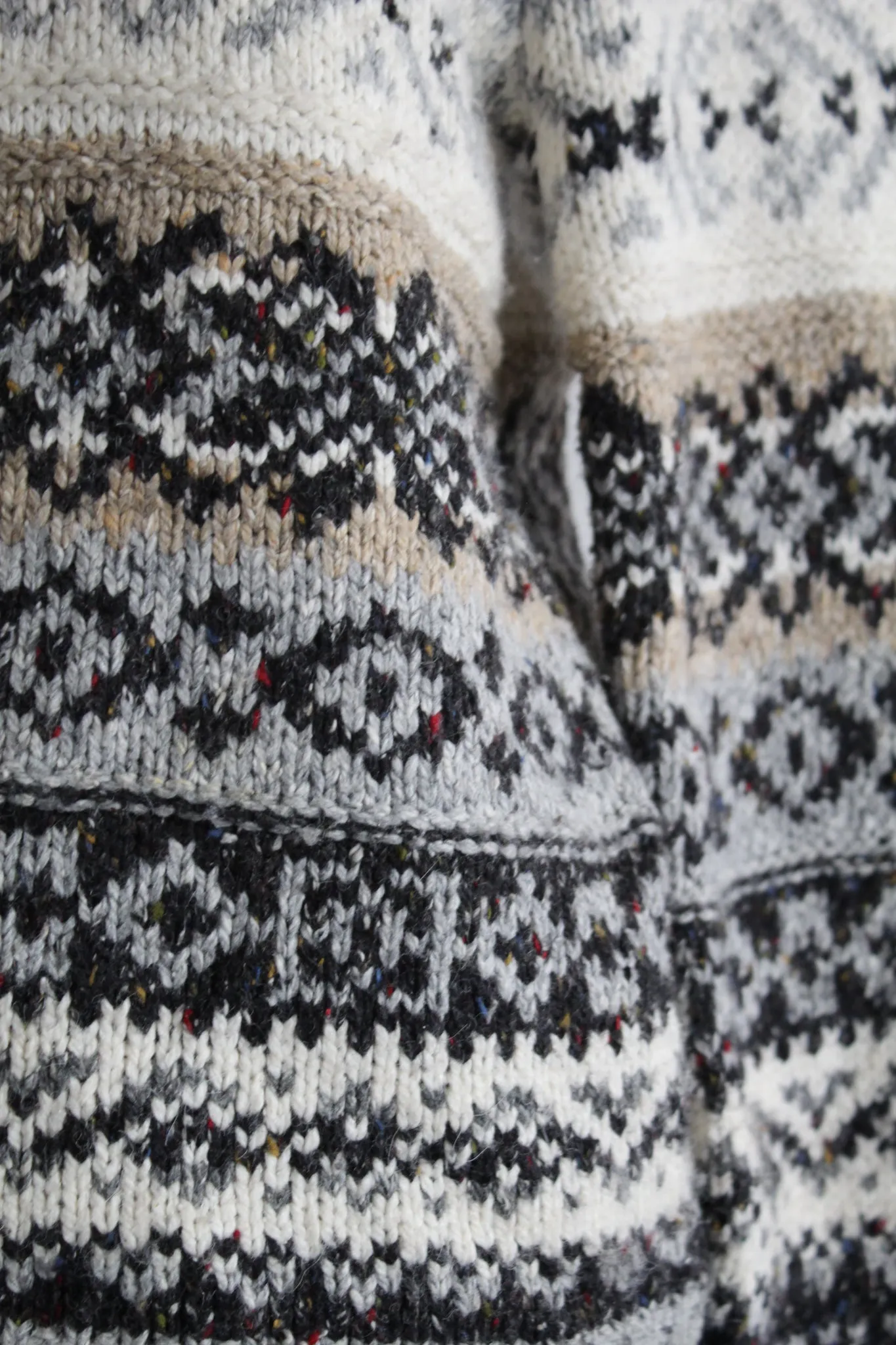 barre des ecrins sweater