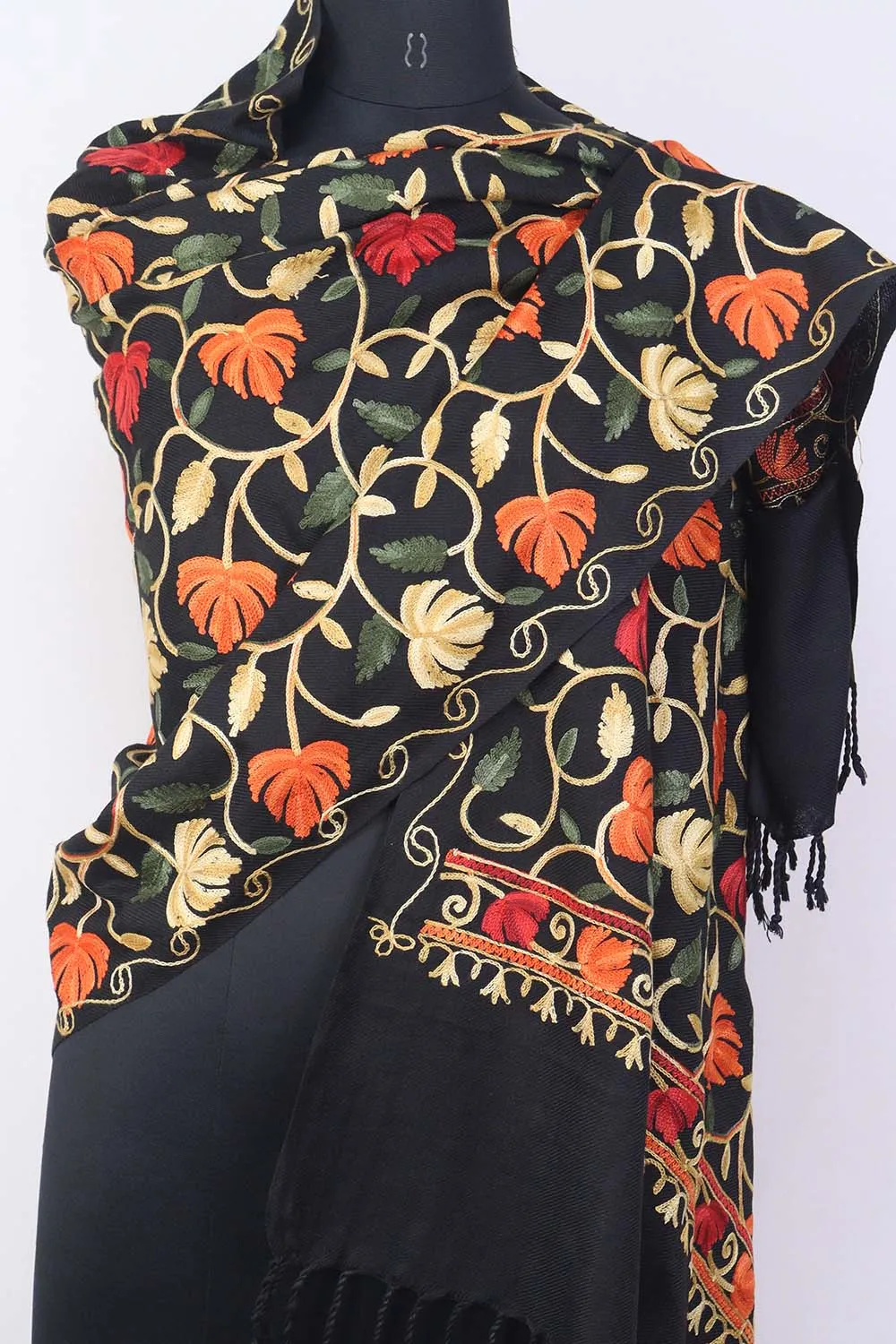 Black Embroidered Kashmiri Aari Work Woollen Stole