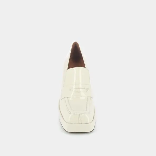 Heeled loafers in ecru patent