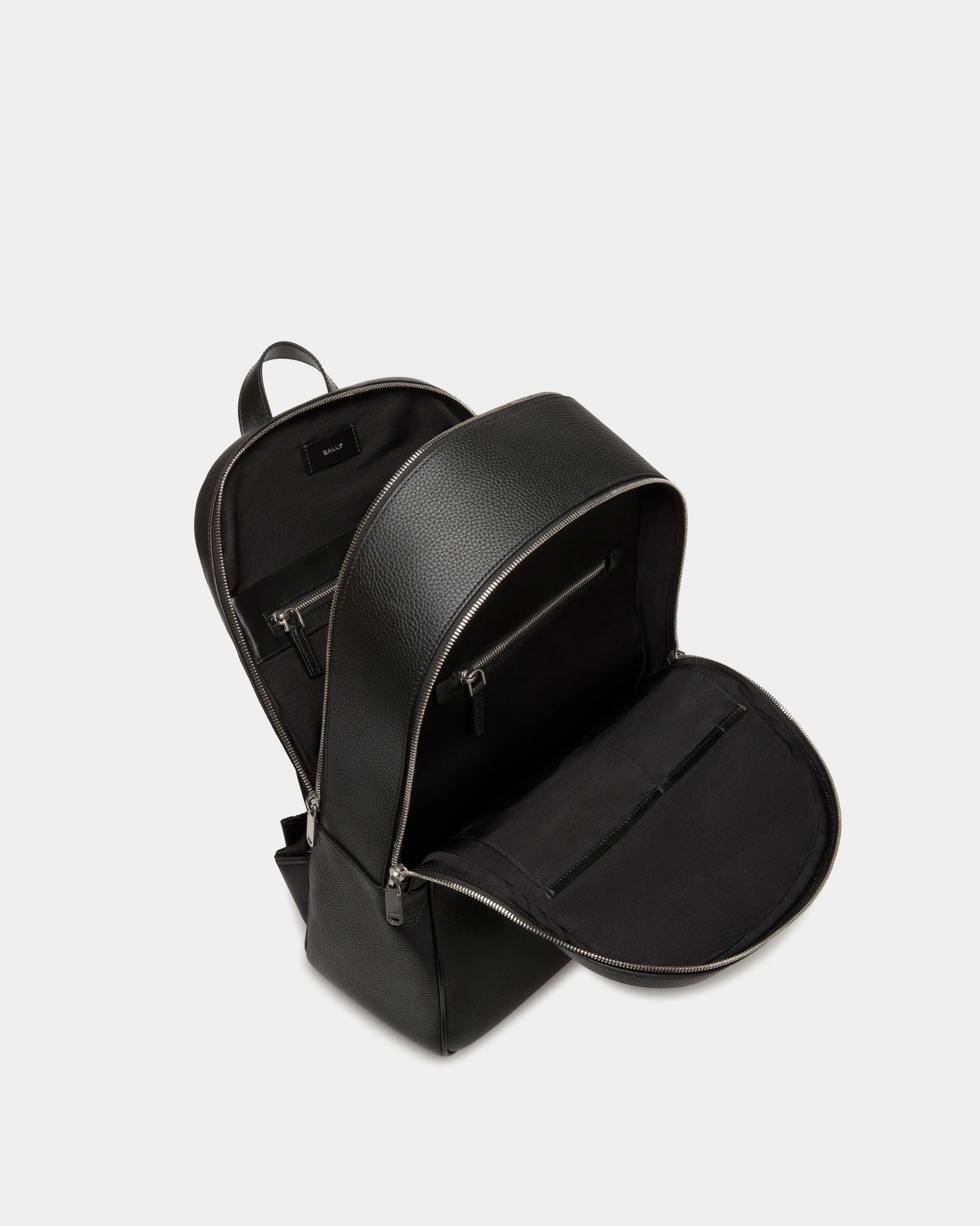 Oeden Backpack In Black Leather 