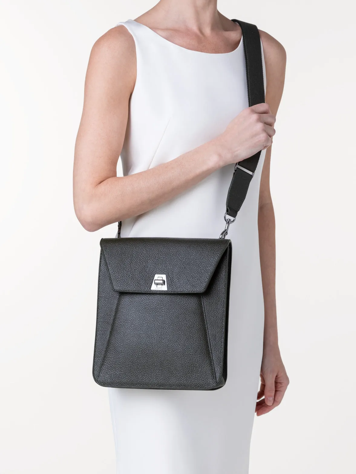 Small Anouk Messenger Bag in Leather