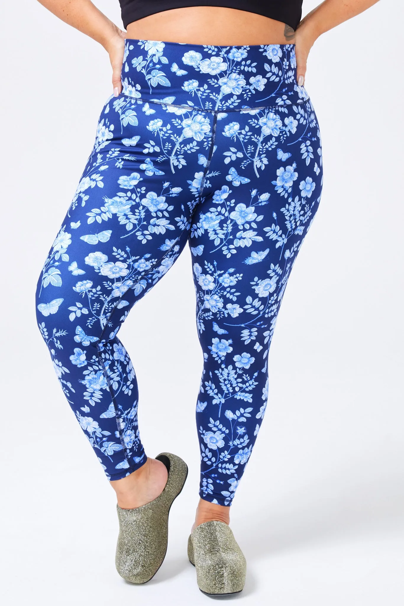 TLC Printed Leggings in Navy Fine China