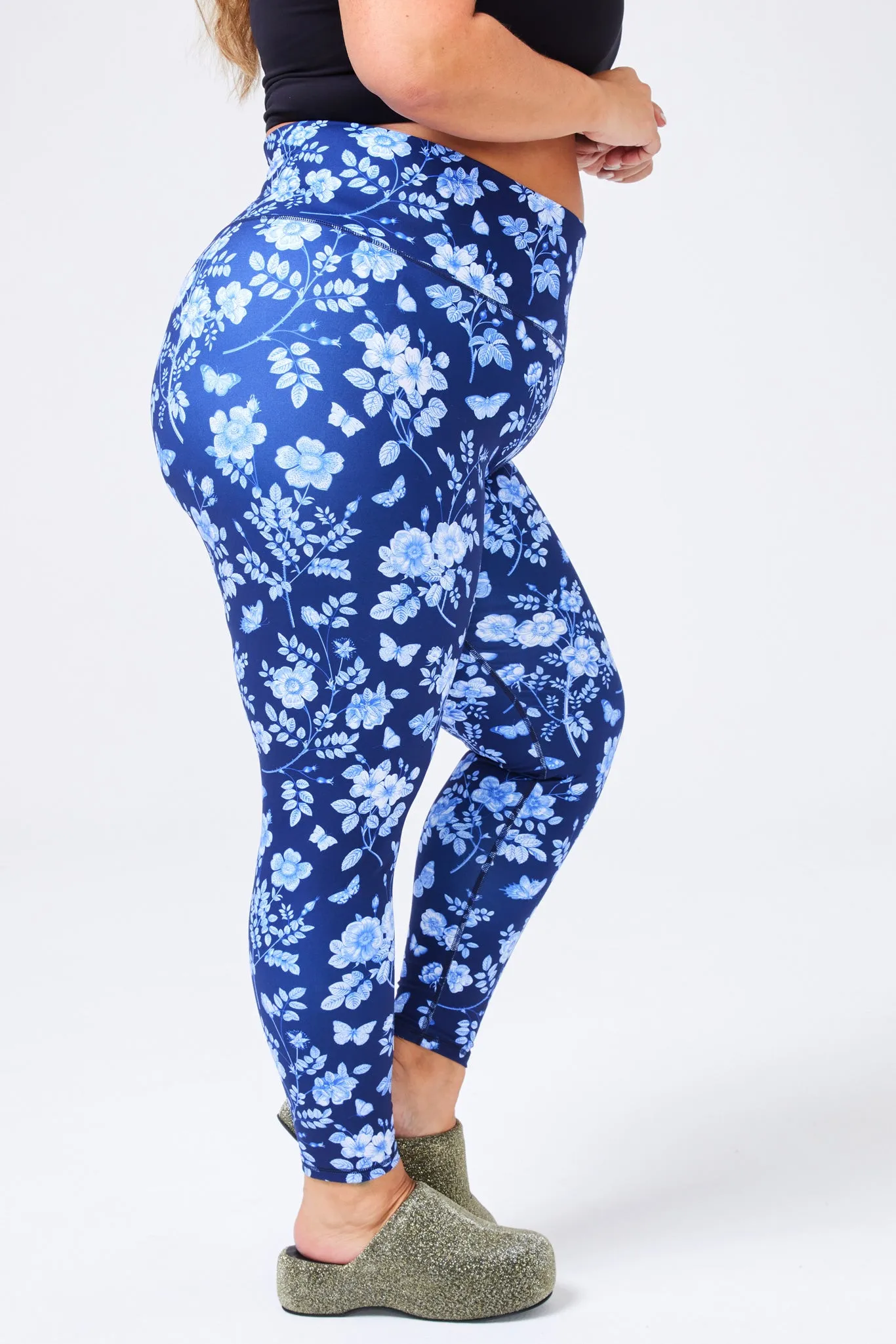 TLC Printed Leggings in Navy Fine China