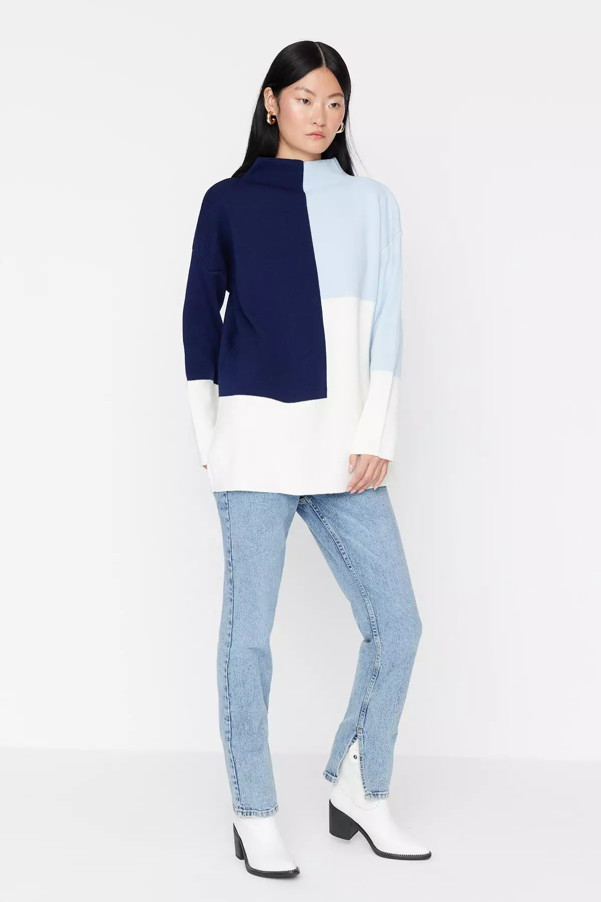 Trendyol Colour Block Knitted Sweater