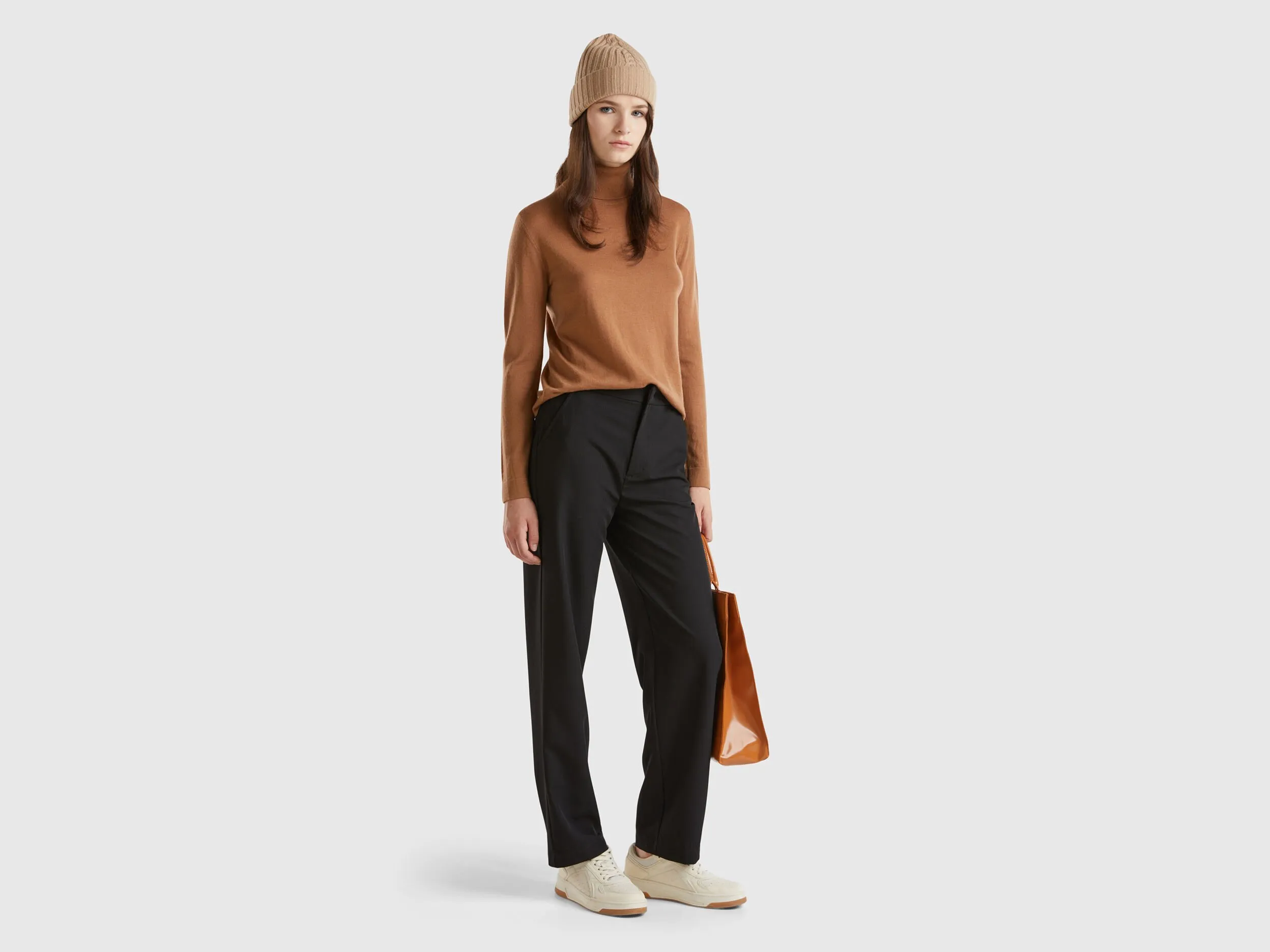 Turtleneck in pure Merino wool - Camel | Benetton